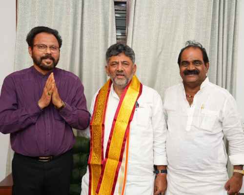 ಜಯಶ್ರೀಕೃಷ್ಣ ಪರಿಸರ ಪ್ರೇಮಿ ಸಮಿತಿಯಿಂದ ಮುಖ್ಯಮಂತ್ರಿ ಡಿ.ಕೆ. ಶಿವಕುಮಾರ್ ಬೇಟಿ,ಬೆಳ್ಳಿ ಹಬ್ಬ ಸಮಾರಂಭಕ್ಕೆ ಮುಖ್ಯ ಅತಿಥಿಯಾಗಿ ಆಗಮಿಸಲು ಮುಖ್ಯಮಂತ್ರಿ ಸಮ್ಮತಿ
